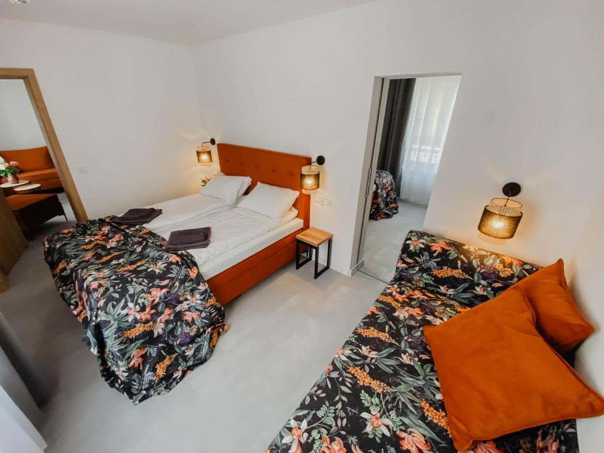 Appartement Cztery Pory Roku à Wiele Extérieur photo