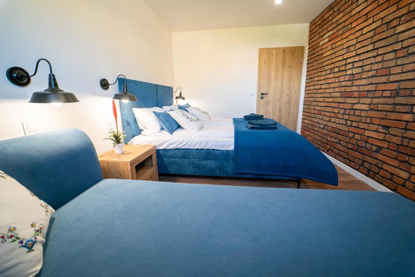 Appartement Cztery Pory Roku à Wiele Extérieur photo