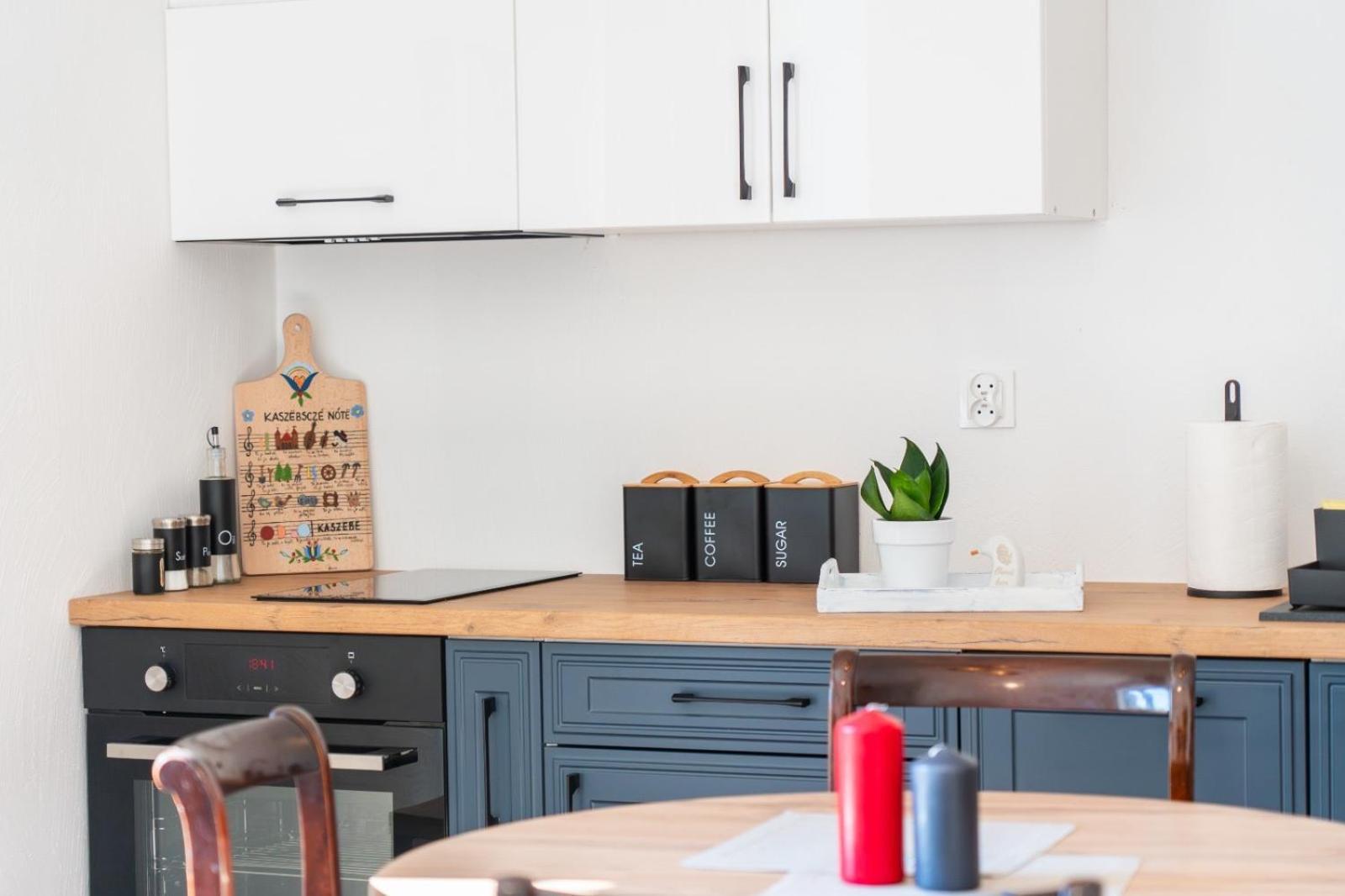 Appartement Cztery Pory Roku à Wiele Extérieur photo